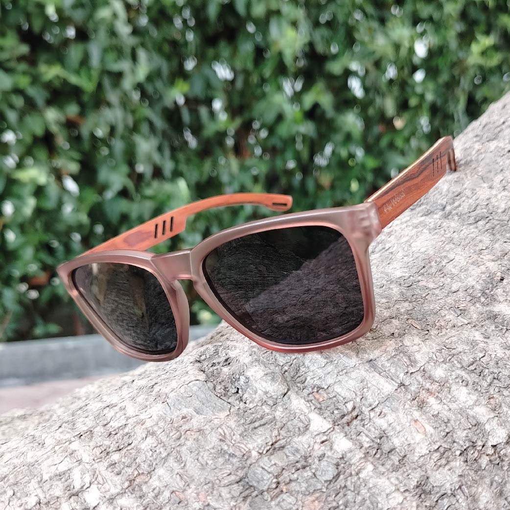 Hach Brown Wood